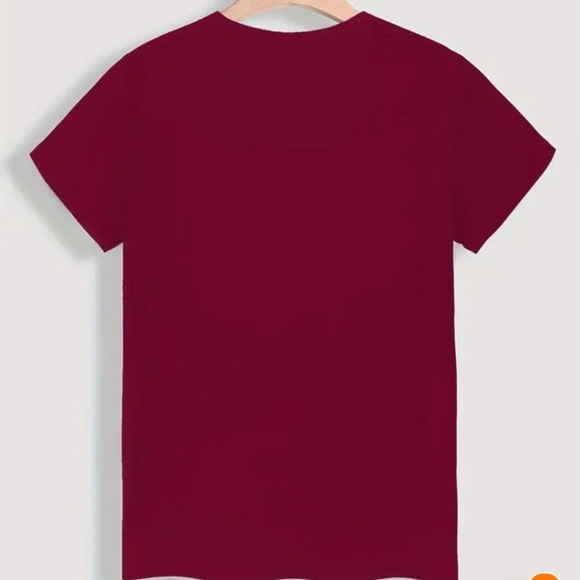 Santa's Favorite Hot Mess - Graphic Tee - Women's - NWT - Picture 2 of 3